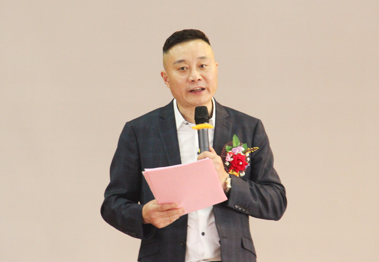 ��������רעΪ����·���ϵ�����ƽ̨