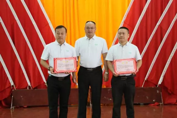 ��������רעΪ����·���ϵ�����ƽ̨