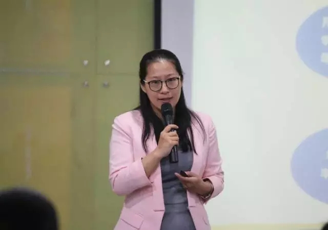 ��������רעΪ����·���ϵ�����ƽ̨