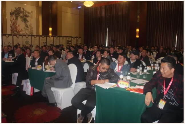 ��������רעΪ����·���ϵ�����ƽ̨