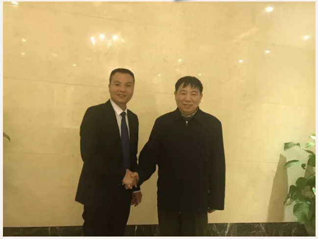 ��������רעΪ����·���ϵ�����ƽ̨