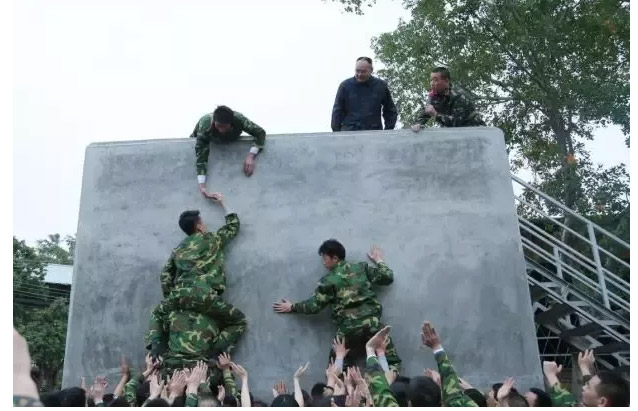 ��������רעΪ����·���ϵ�����ƽ̨