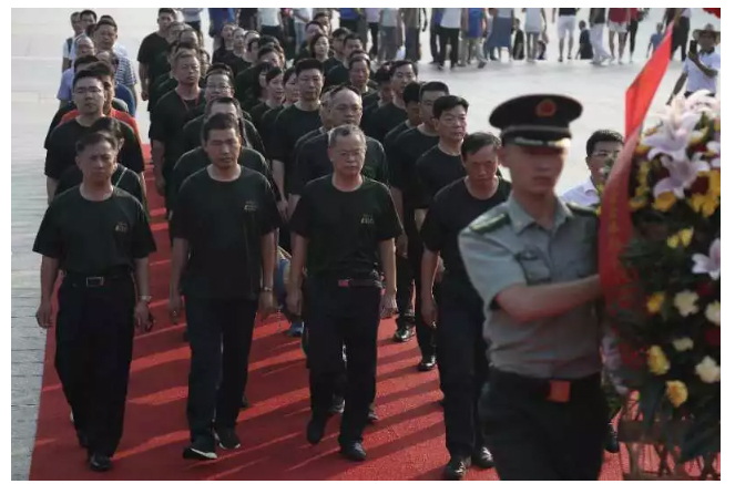 ��������רעΪ����·���ϵ�����ƽ̨