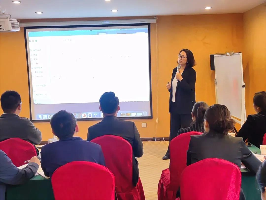 ��������רעΪ����·���ϵ�����ƽ̨