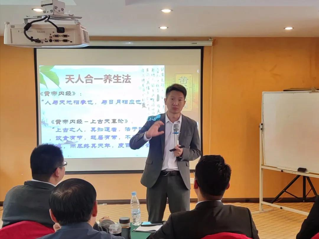 ��������רעΪ����·���ϵ�����ƽ̨