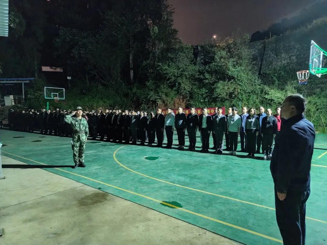 ��������רעΪ����·���ϵ�����ƽ̨