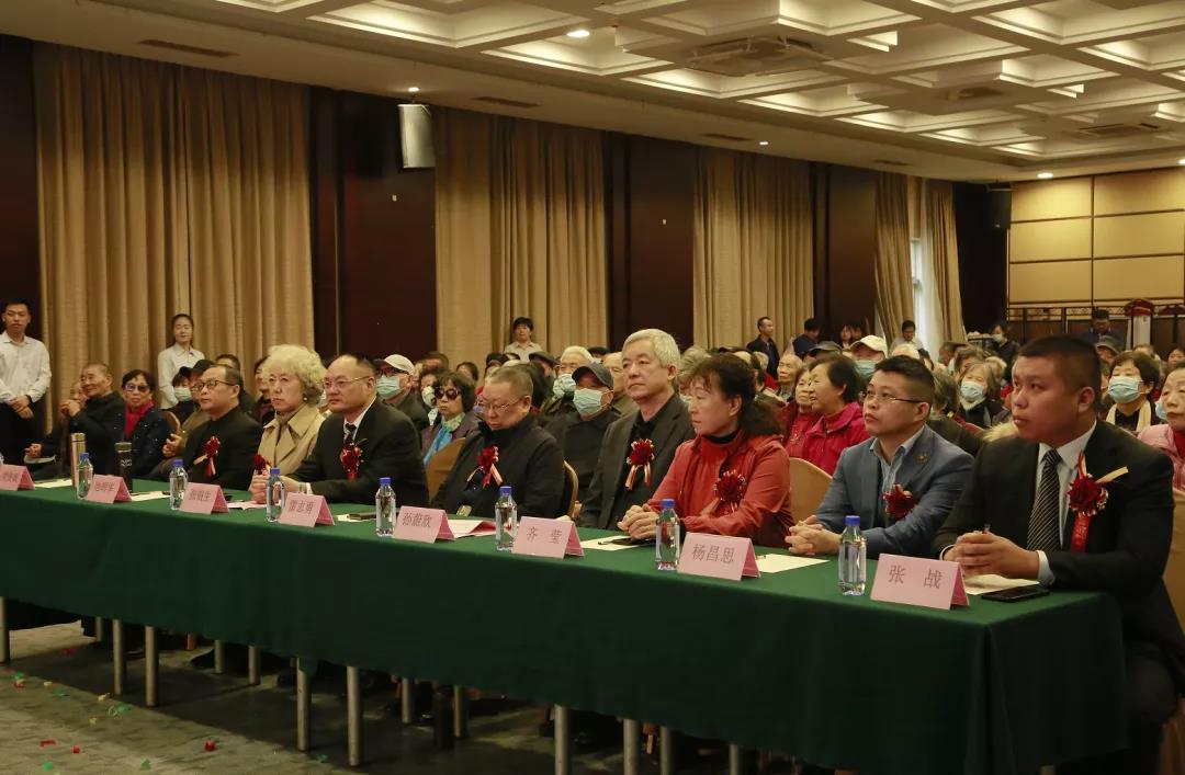 ��������רעΪ����·���ϵ�����ƽ̨