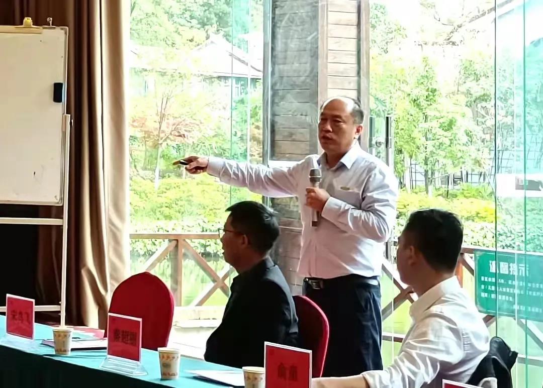 ��������רעΪ����·���ϵ�����ƽ̨