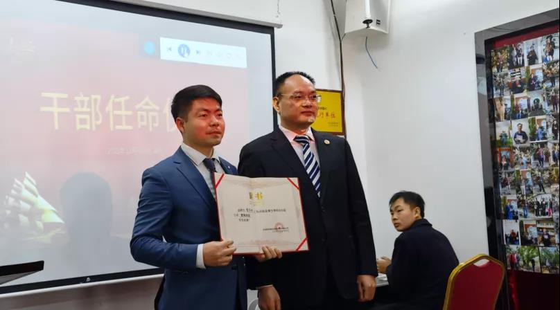 ��������רעΪ����·���ϵ�����ƽ̨