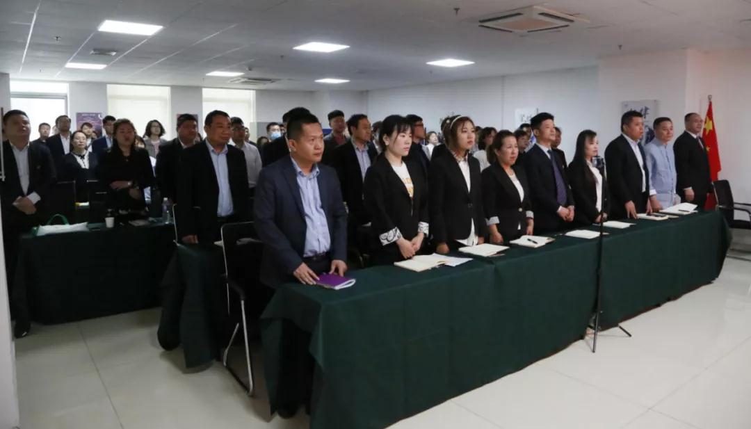 ��������רעΪ����·���ϵ�����ƽ̨