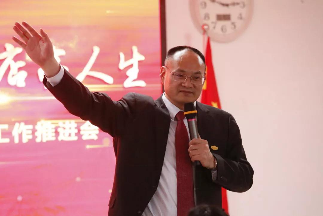 ��������רעΪ����·���ϵ�����ƽ̨