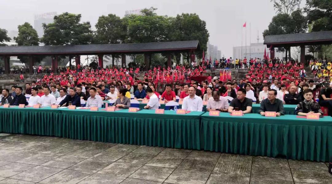 ��������רעΪ����·���ϵ�����ƽ̨