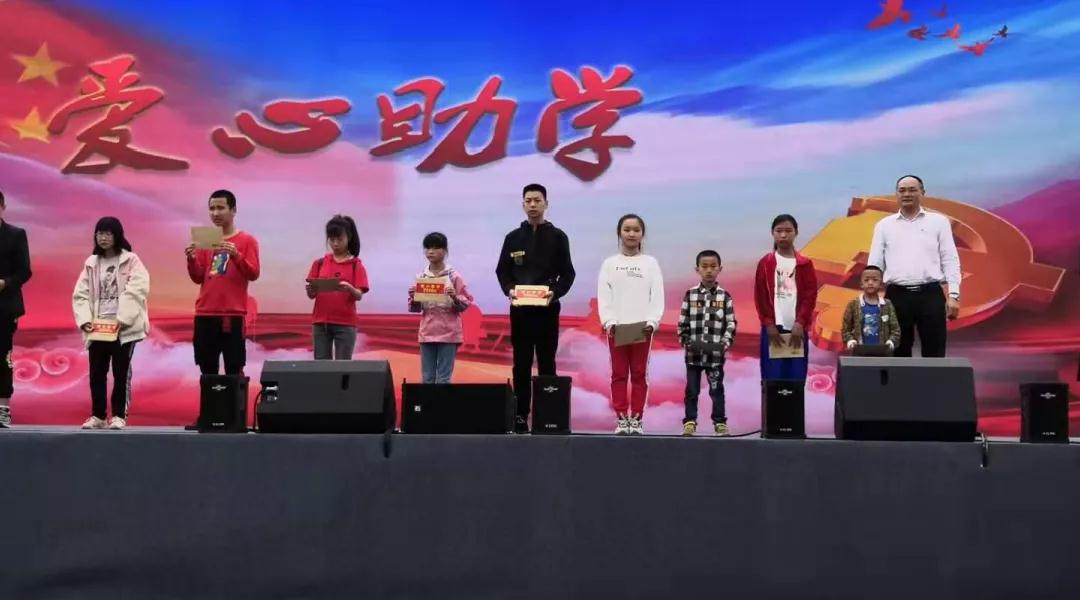 ��������רעΪ����·���ϵ�����ƽ̨