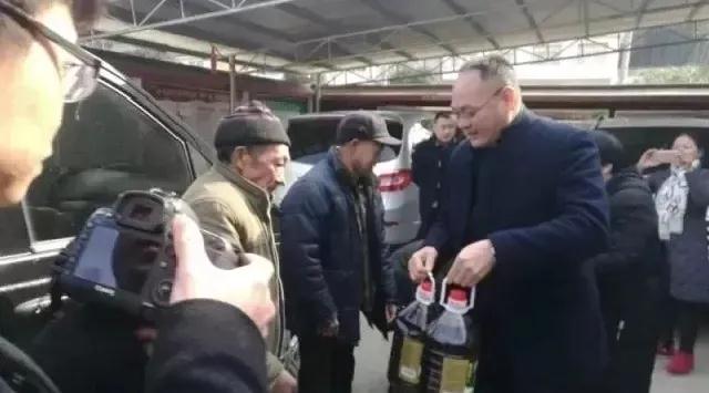 ��������רעΪ����·���ϵ�����ƽ̨