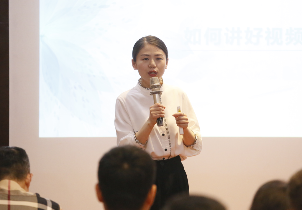 ��������רעΪ����·���ϵ�����ƽ̨