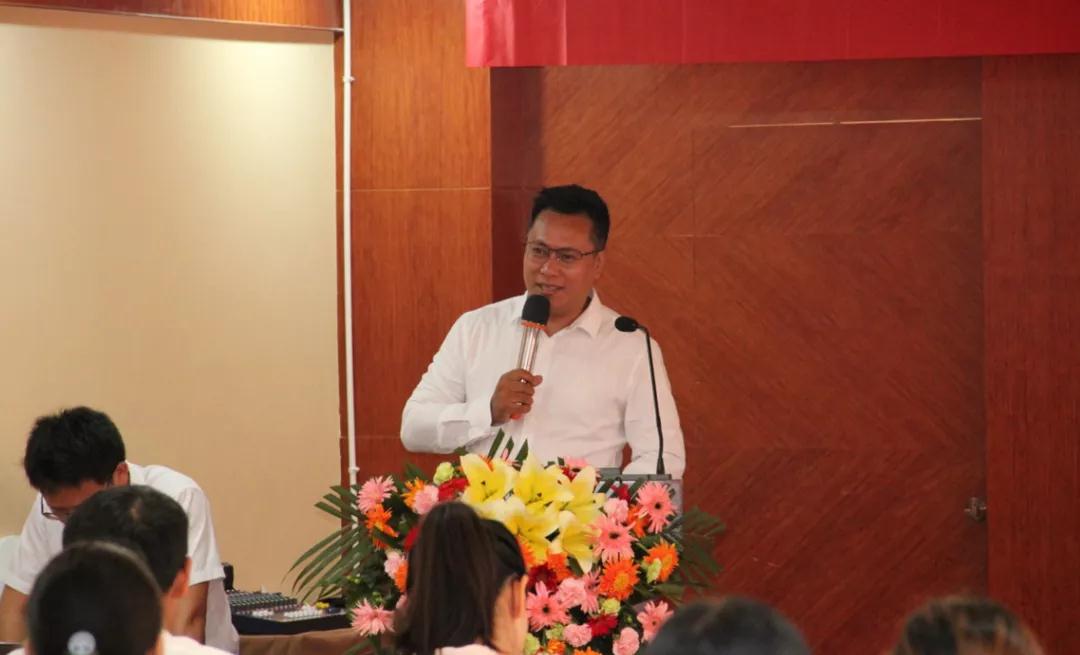 ��������רעΪ����·���ϵ�����ƽ̨