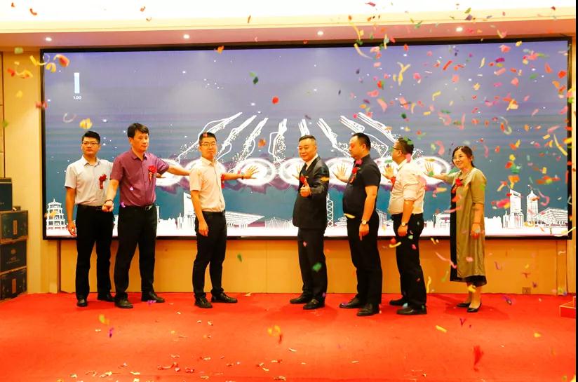 ��������רעΪ����·���ϵ�����ƽ̨