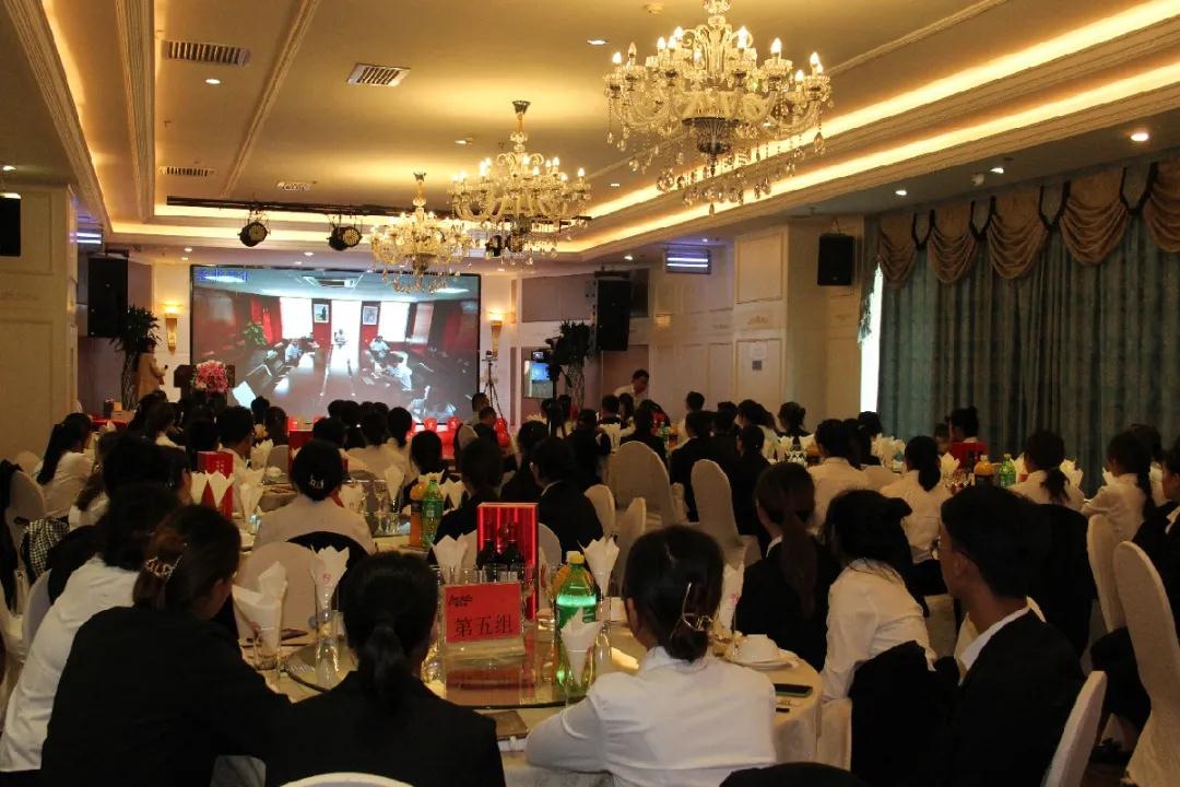 ��������רעΪ����·���ϵ�����ƽ̨