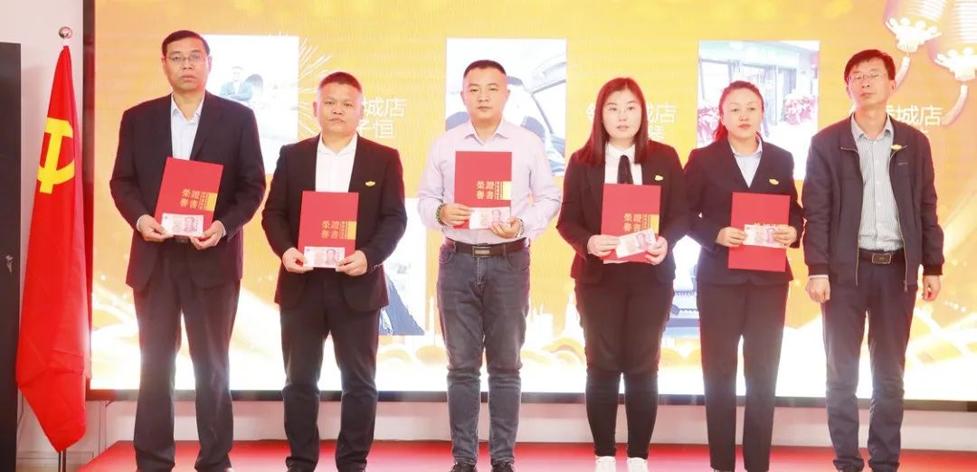 ��������רעΪ����·���ϵ�����ƽ̨