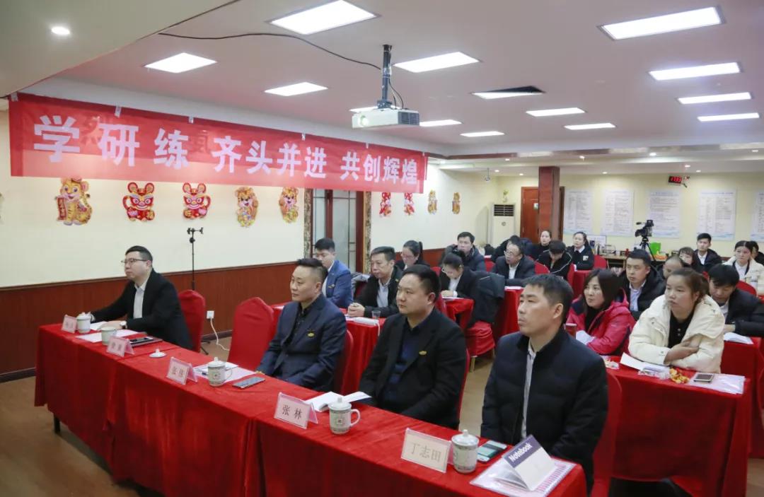 ��������רעΪ����·���ϵ�����ƽ̨