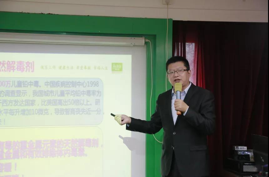 ��������רעΪ����·���ϵ�����ƽ̨