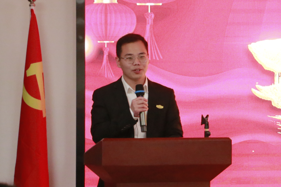 ��������רעΪ����·���ϵ�����ƽ̨