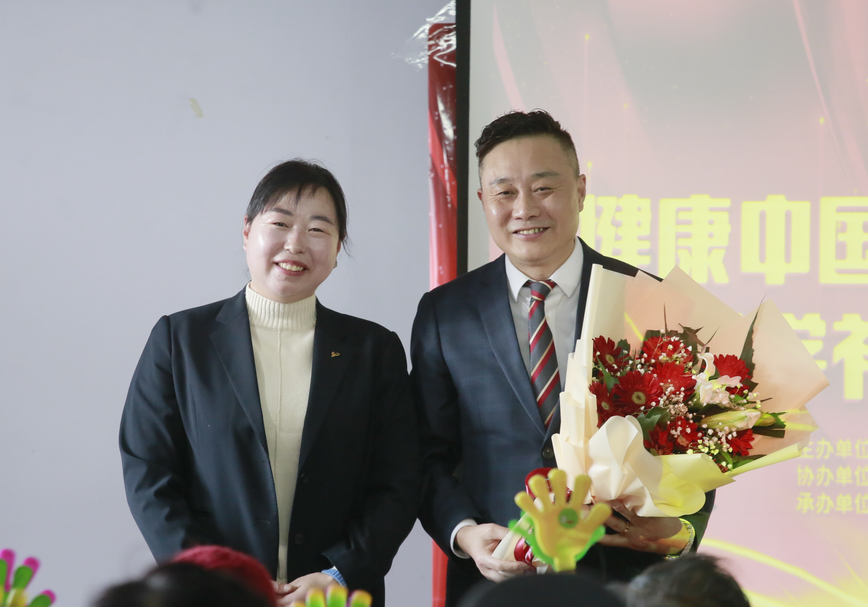 ��������רעΪ����·���ϵ�����ƽ̨