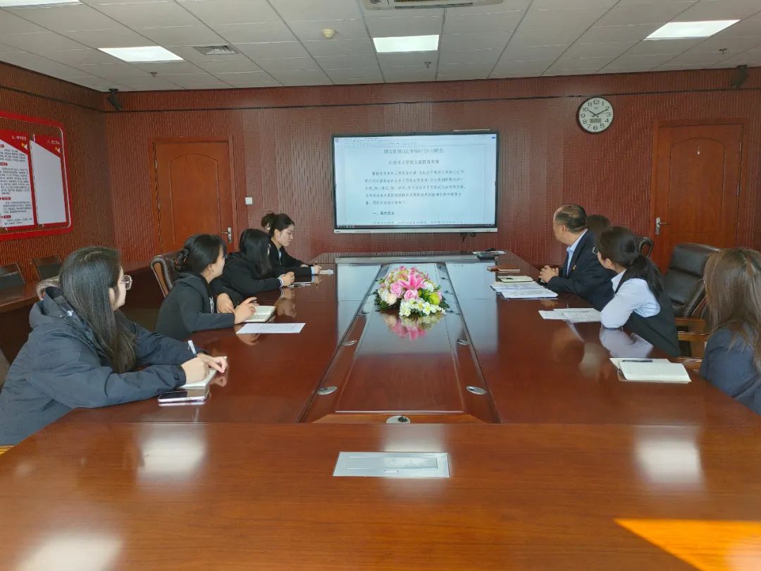 ��������רעΪ����·���ϵ�����ƽ̨