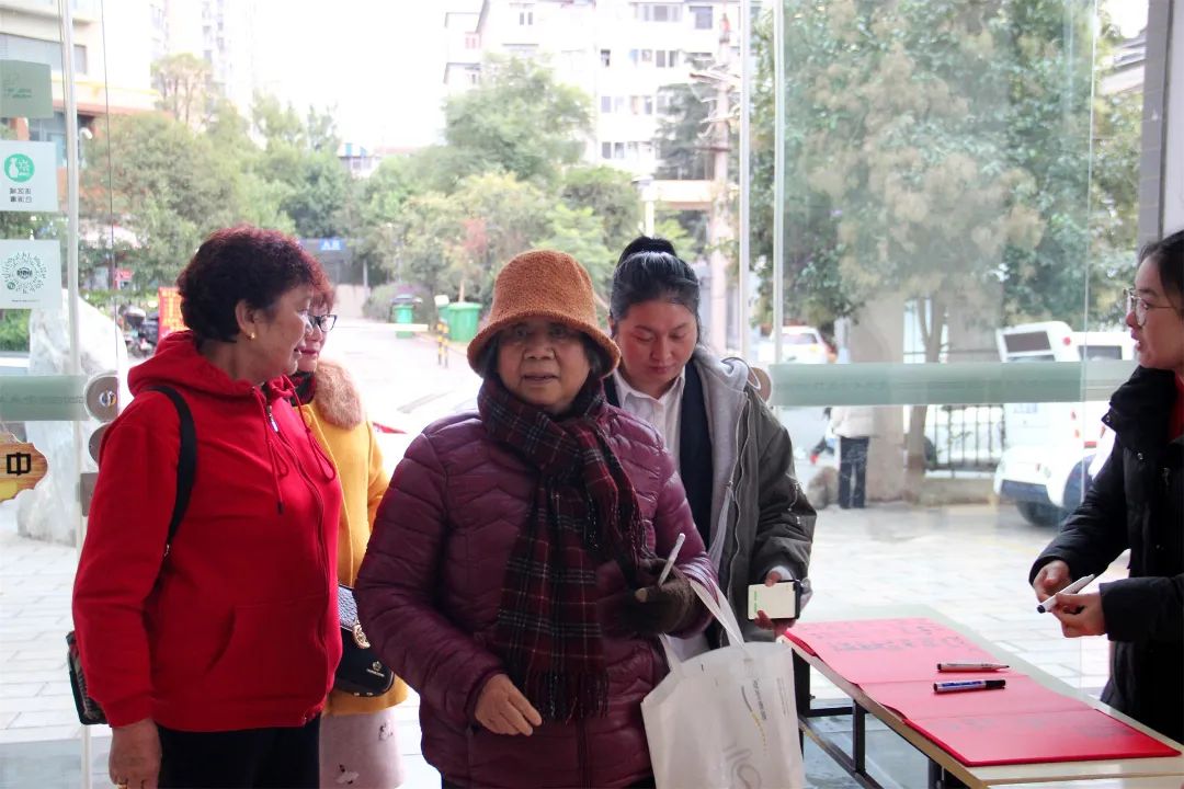 ��������רעΪ����·���ϵ�����ƽ̨