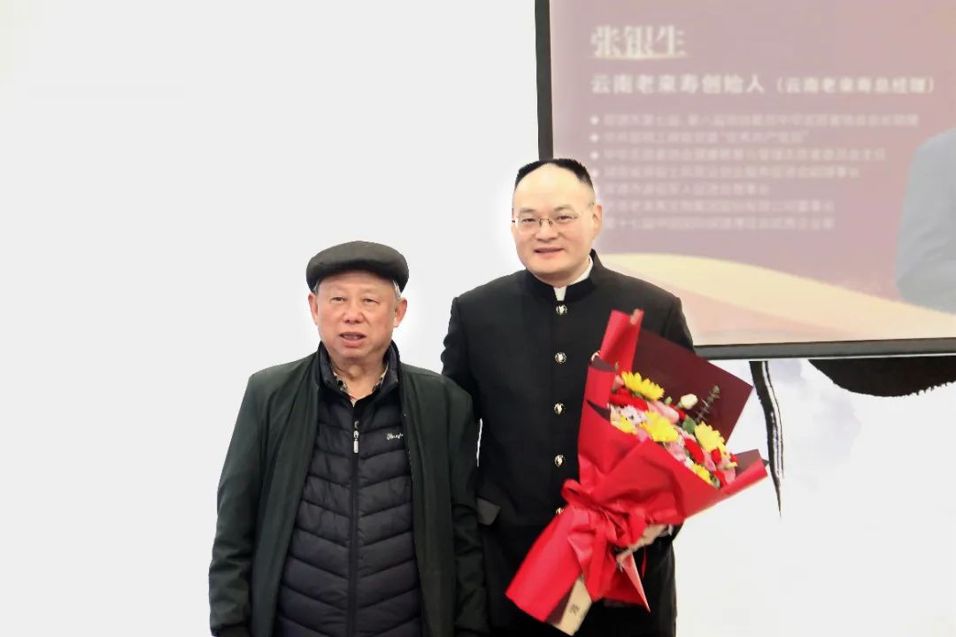 ��������רעΪ����·���ϵ�����ƽ̨