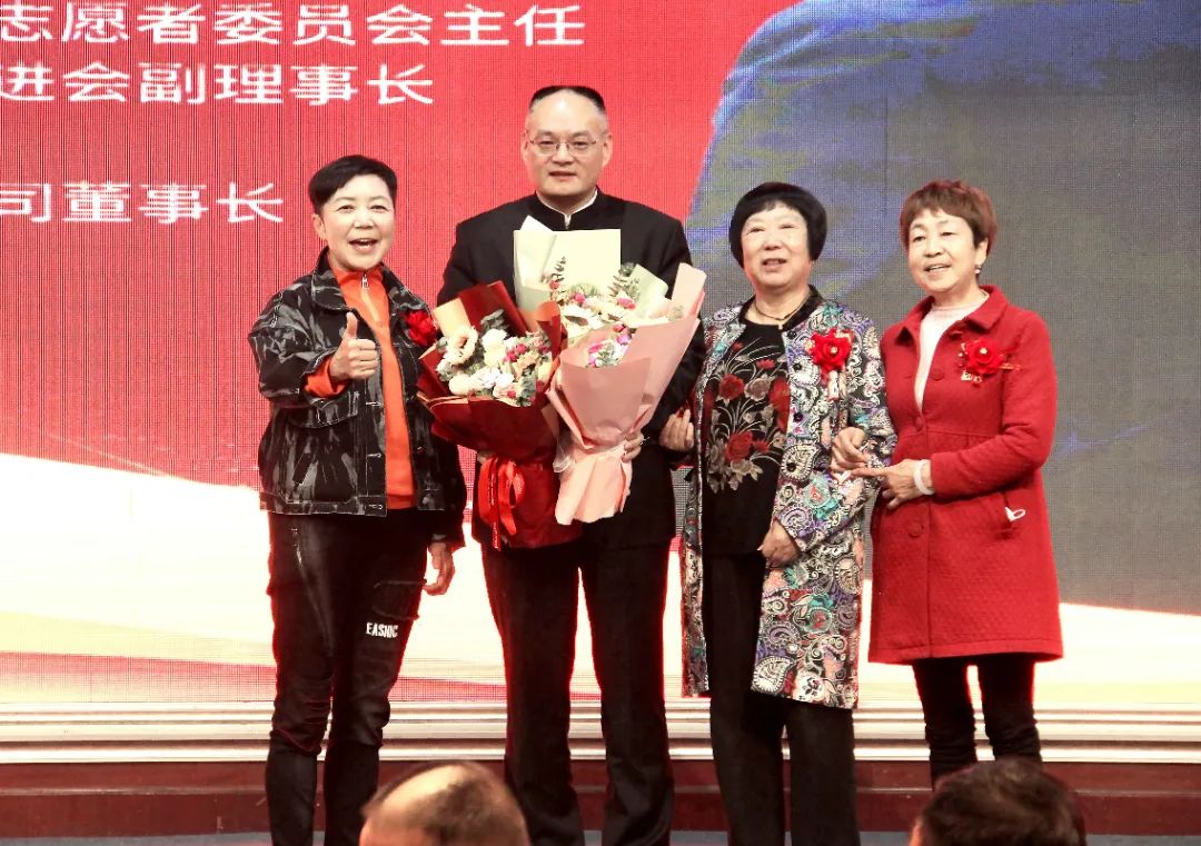 ��������רעΪ����·���ϵ�����ƽ̨