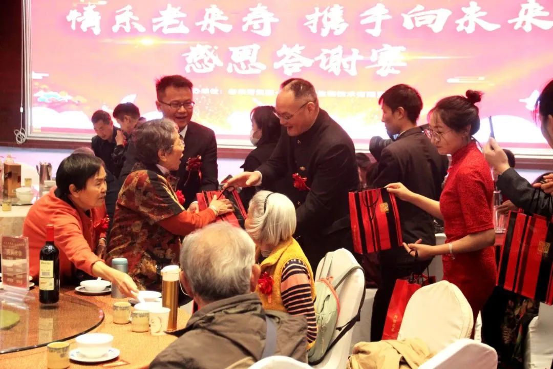 ��������רעΪ����·���ϵ�����ƽ̨