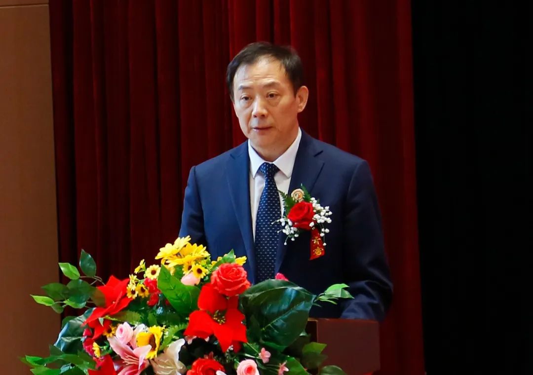 ��������רעΪ����·���ϵ�����ƽ̨