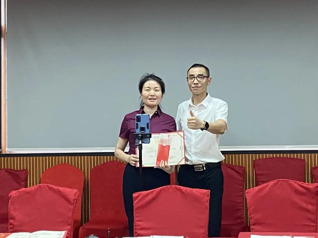 ��������רעΪ����·���ϵ�����ƽ̨