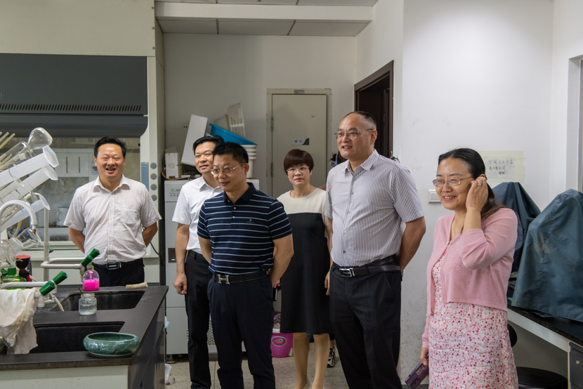 ��������רעΪ����·���ϵ�����ƽ̨