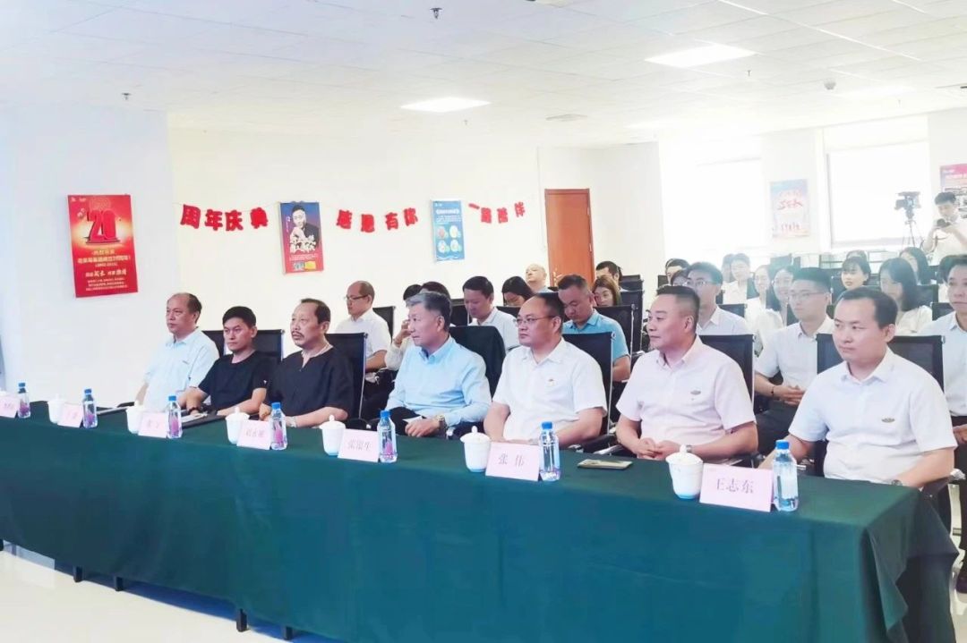 ��������רעΪ����·���ϵ�����ƽ̨