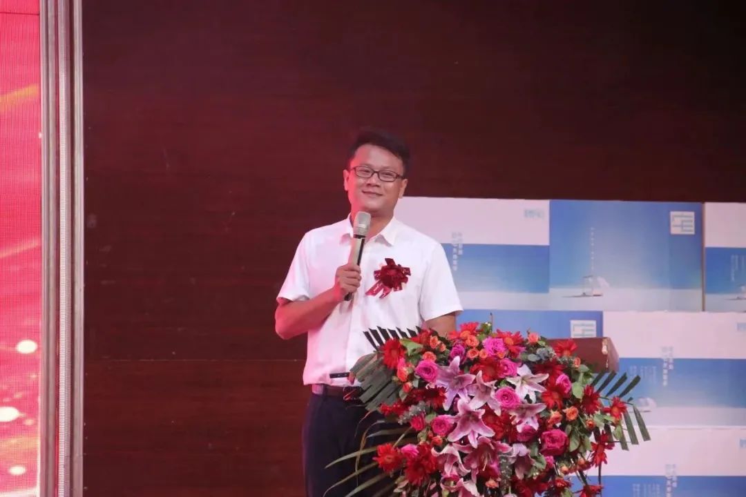 ��������רעΪ����·���ϵ�����ƽ̨