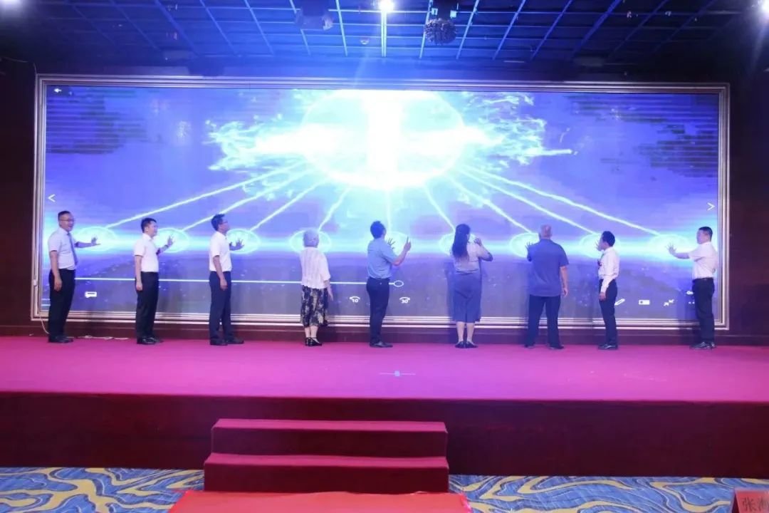 ��������רעΪ����·���ϵ�����ƽ̨