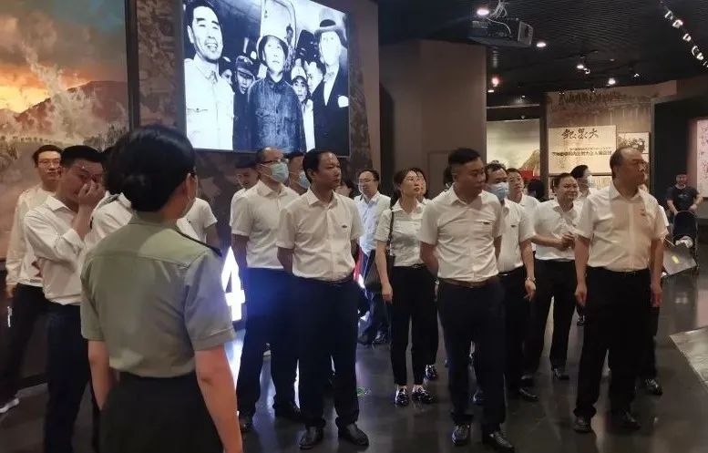 ��������רעΪ����·���ϵ�����ƽ̨