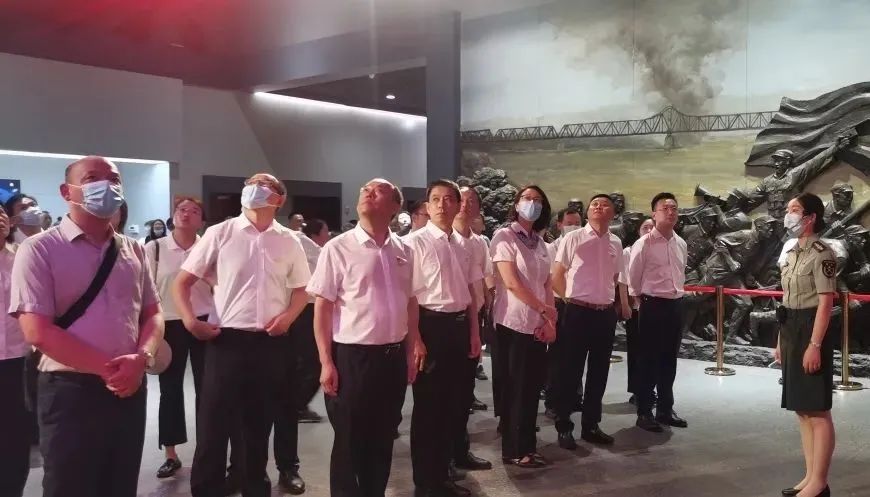 ��������רעΪ����·���ϵ�����ƽ̨