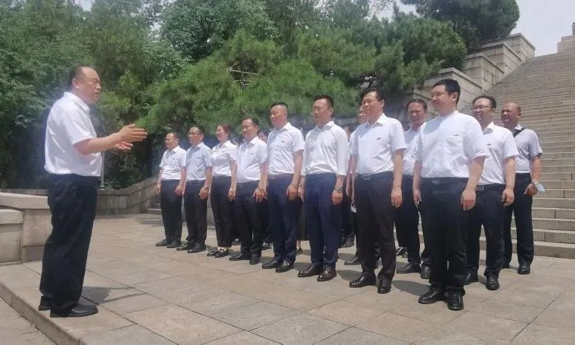 ��������רעΪ����·���ϵ�����ƽ̨