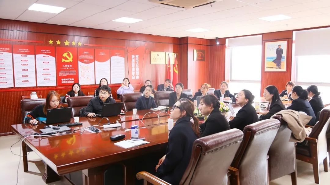 ��������רעΪ����·���ϵ�����ƽ̨