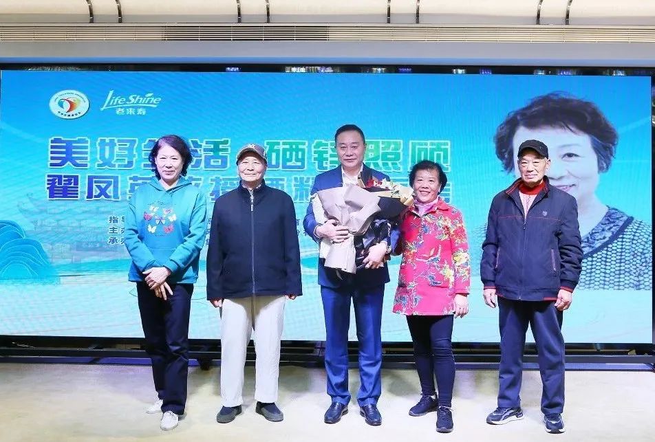 ��������רעΪ����·���ϵ�����ƽ̨