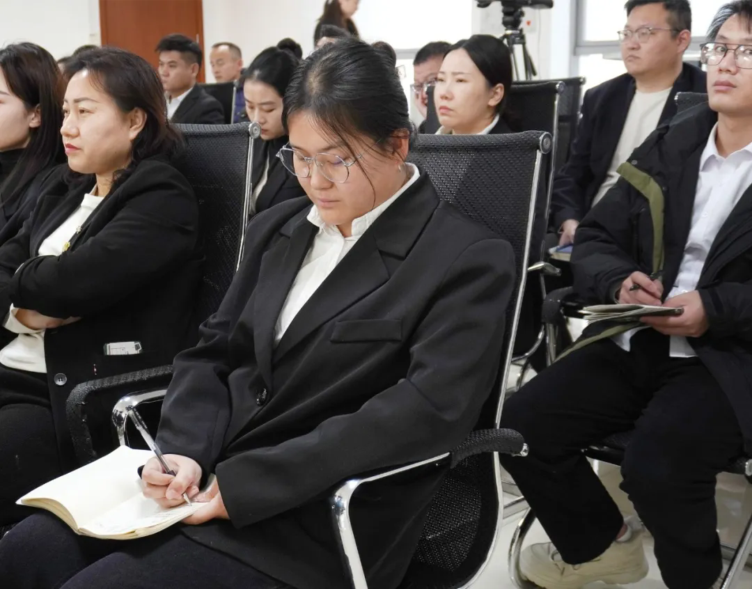 ��������רעΪ����·���ϵ�����ƽ̨