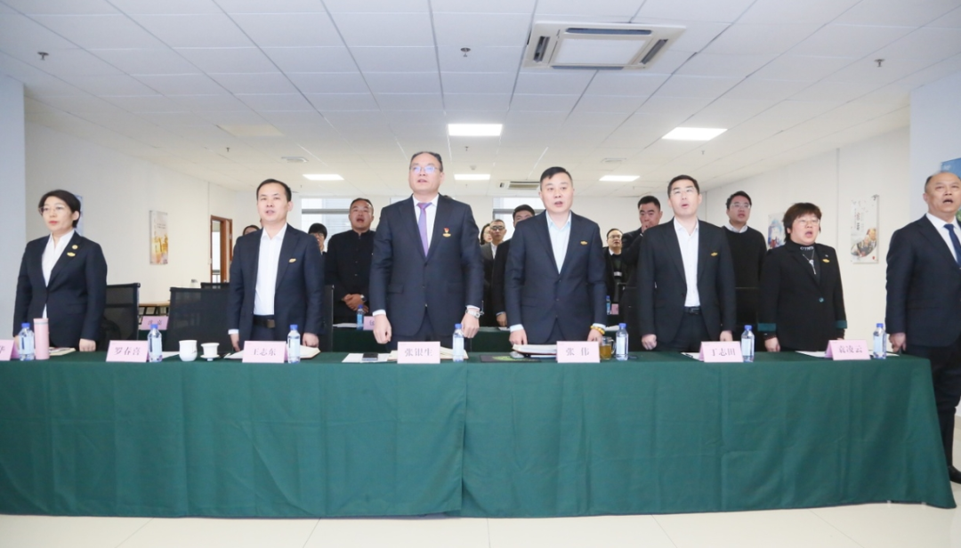 ��������רעΪ����·���ϵ�����ƽ̨