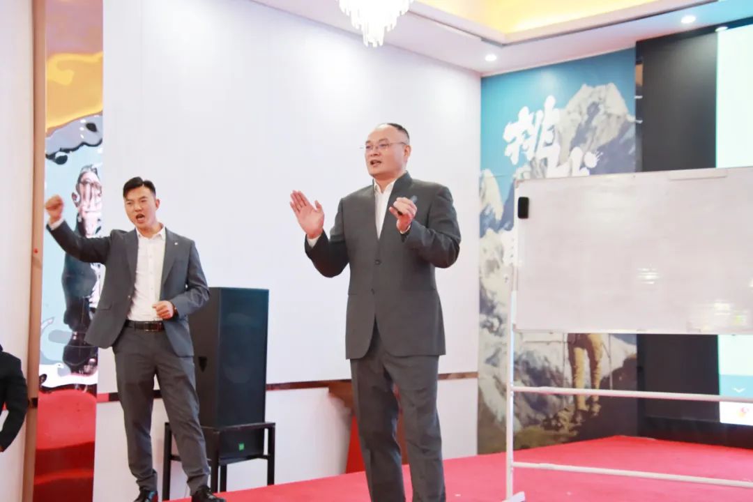 ��������רעΪ����·���ϵ�����ƽ̨