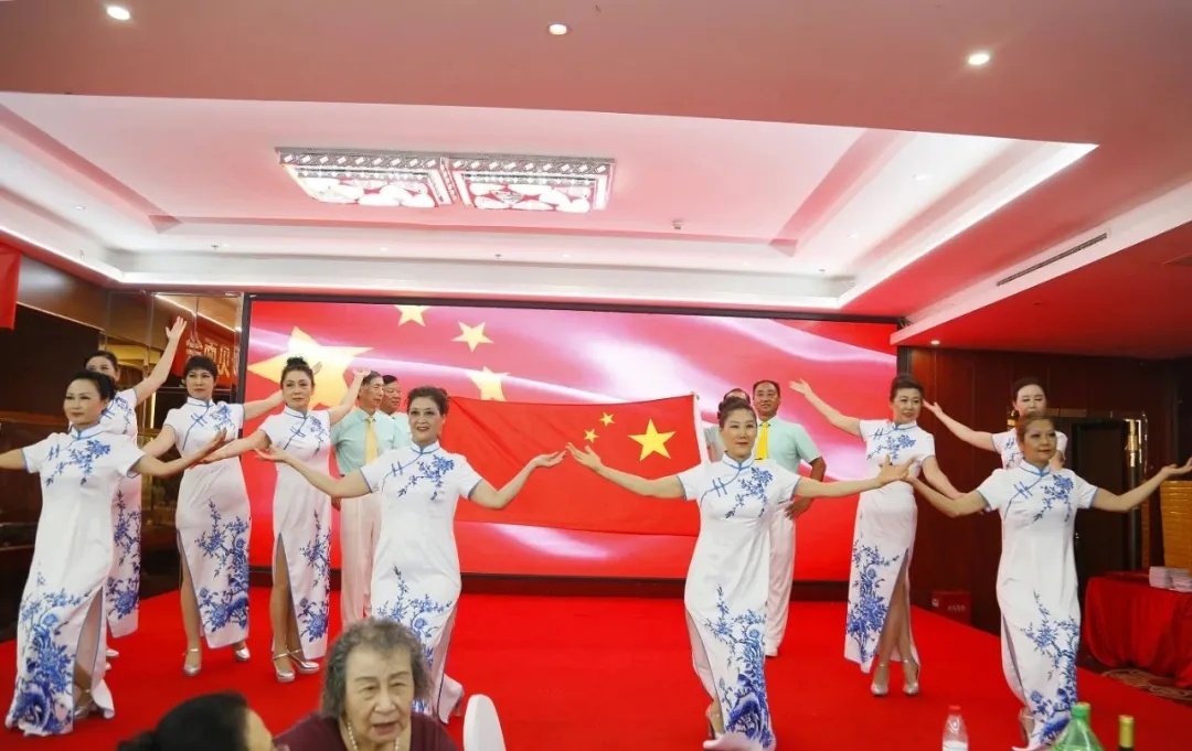 ��������רעΪ����·���ϵ�����ƽ̨