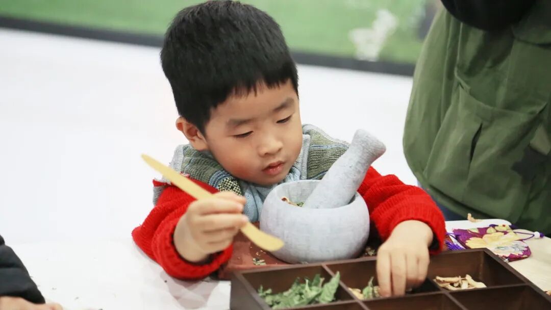 ��������רעΪ����·���ϵ�����ƽ̨