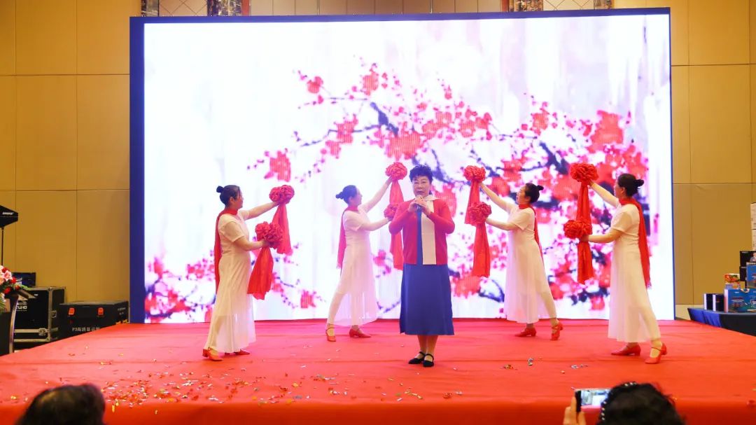 ��������רעΪ����·���ϵ�����ƽ̨