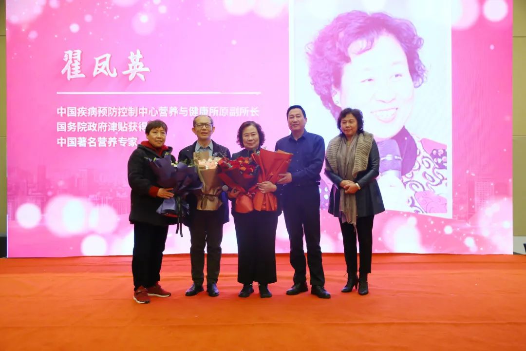 ��������רעΪ����·���ϵ�����ƽ̨